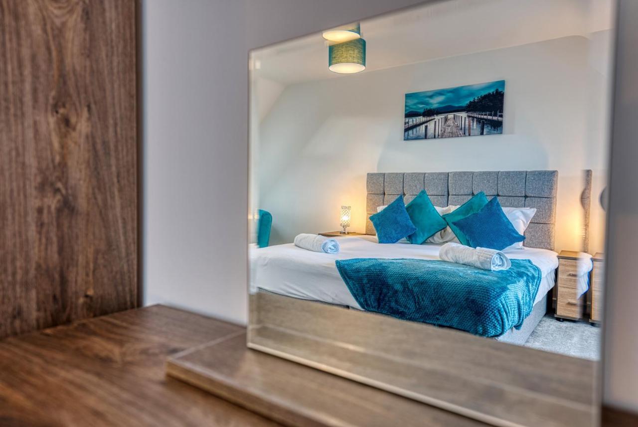 Modern 4 Bedroom 2 Bath House With Parking, Tyseley, By 360stays * Birmingham